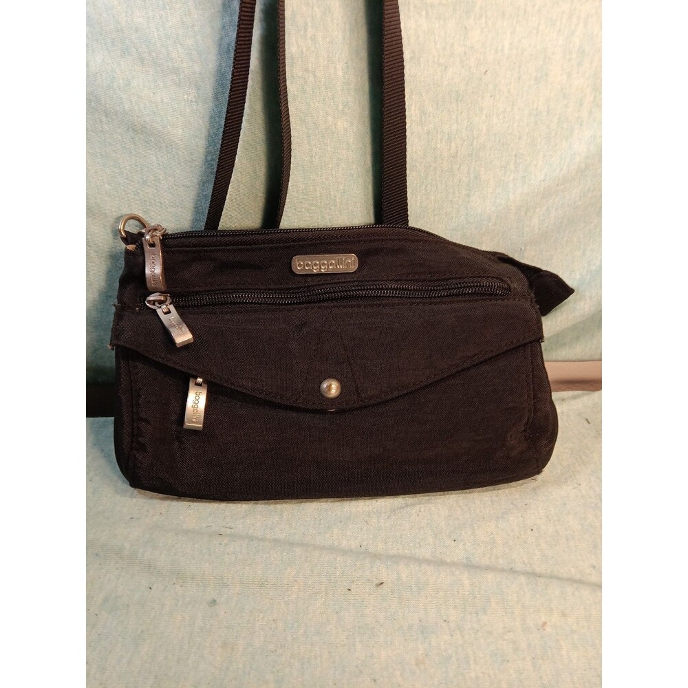 Baggallini Triple Zip Bagg Nylon Crossbody Minibag Organizer